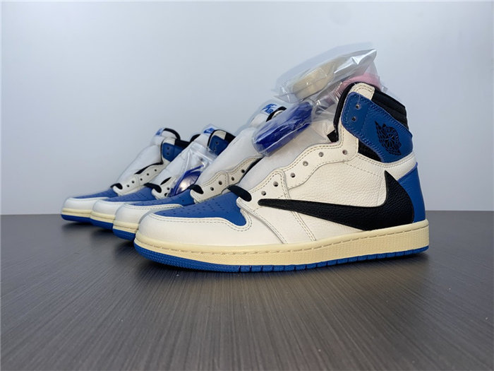 Jordan1 SP Fragment x Travis Scott DH3227-105