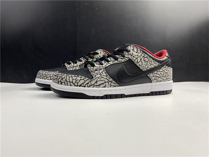 Nike Dunk SB Low Supreme Black Cement 304292-131