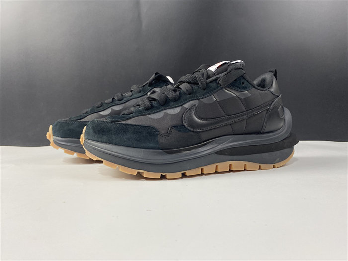 Nike Vaporwaffle sacai Black Gum DD1875-001