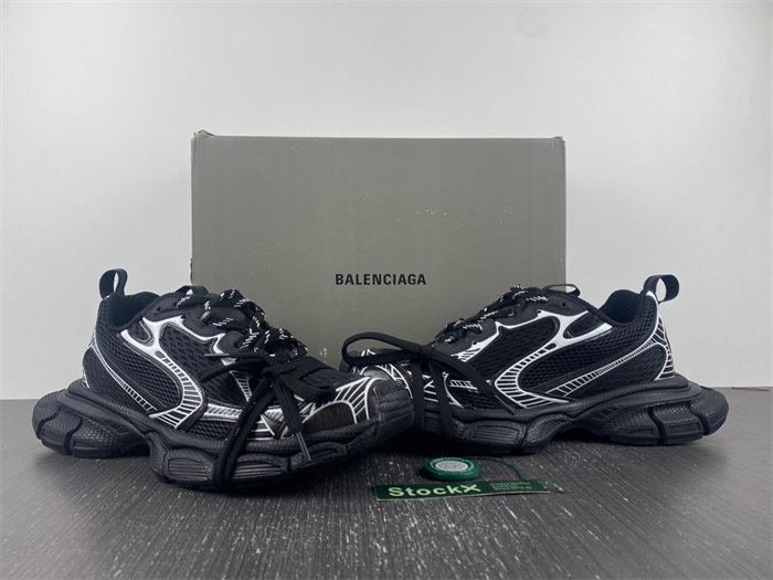 Balenciaga 3XL Black 734731W3XL11090