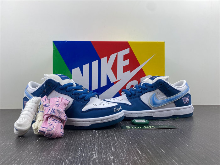 Nike SB Dunk Low Born x Raised One Block At A Time FN7819-400