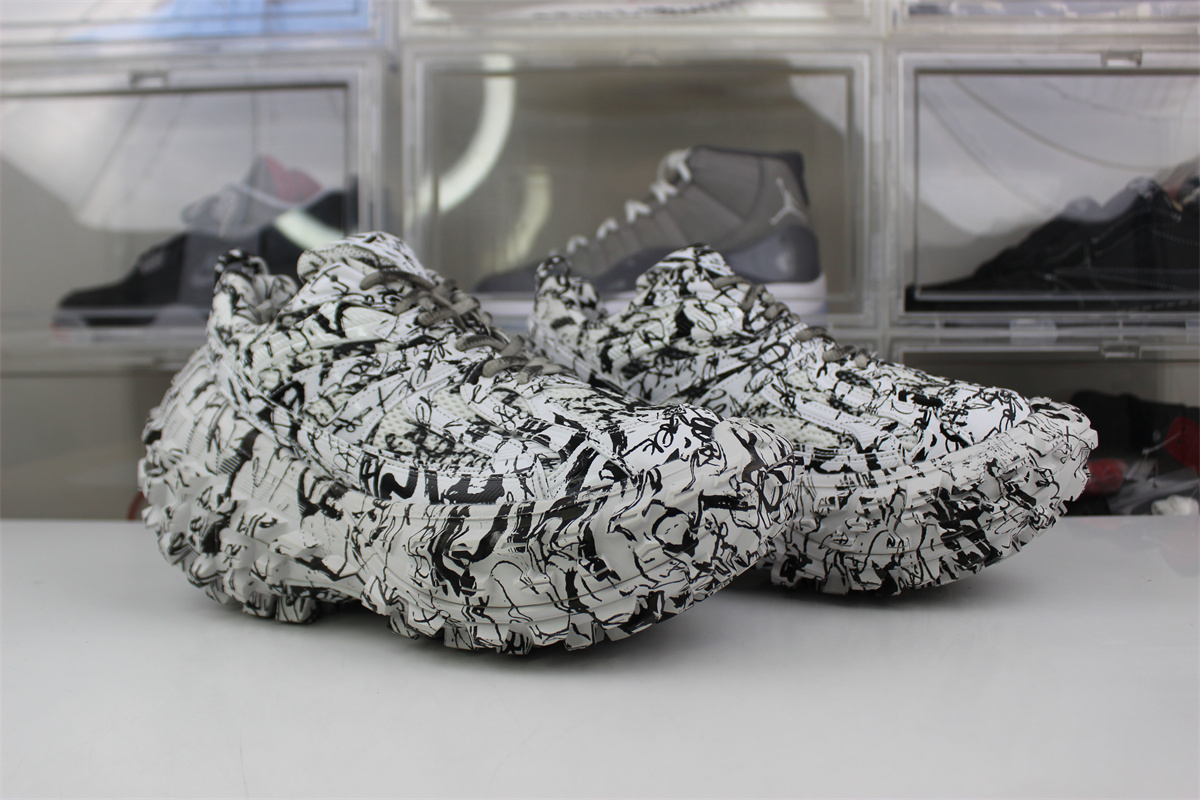 Balenciaga Track Zebra Tyre Shape Sneaker White Black