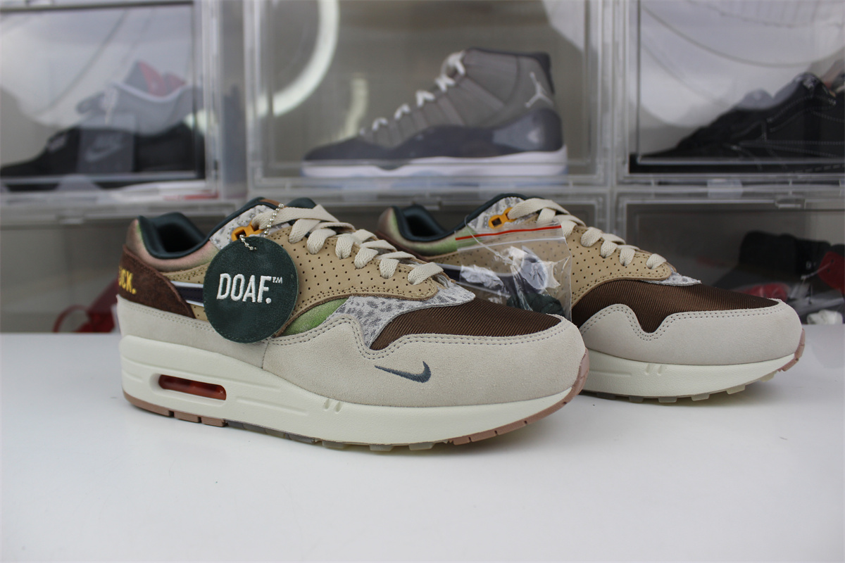 Nike Air Max 1 '87 Luxe University of Oregon PE 2024 A Leather