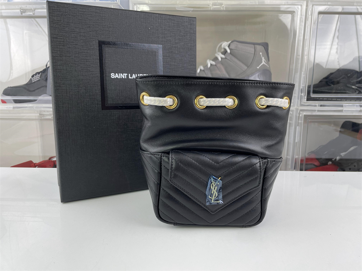 YSL Mini Black Bucket ( 19 x 13 x 13 cm)