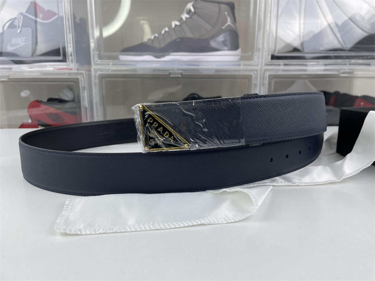 Pra*a belt for mens