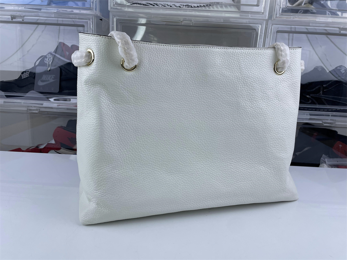 G*u*i blondie white bag (38 x 27 x 14cm)