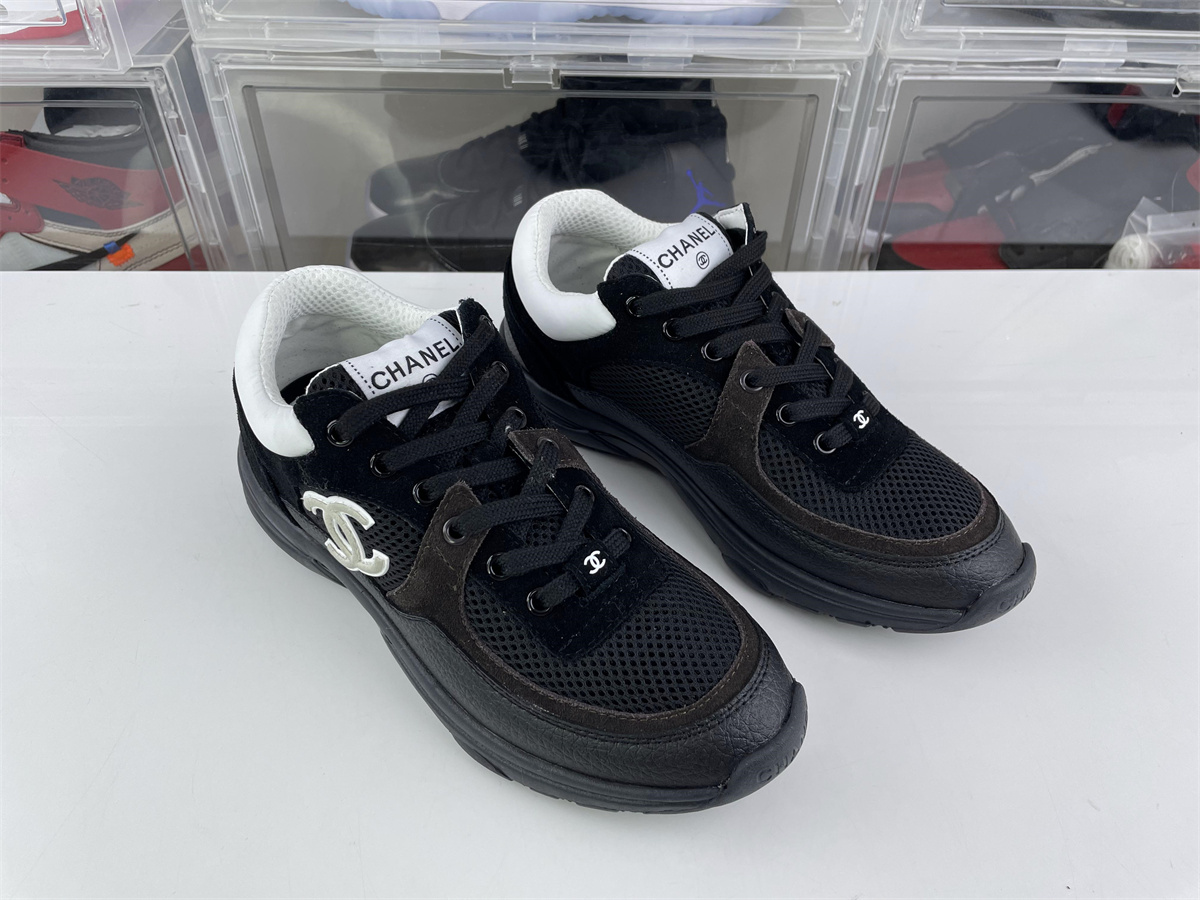 Ch*el black walking sneaker ( eu35-46)