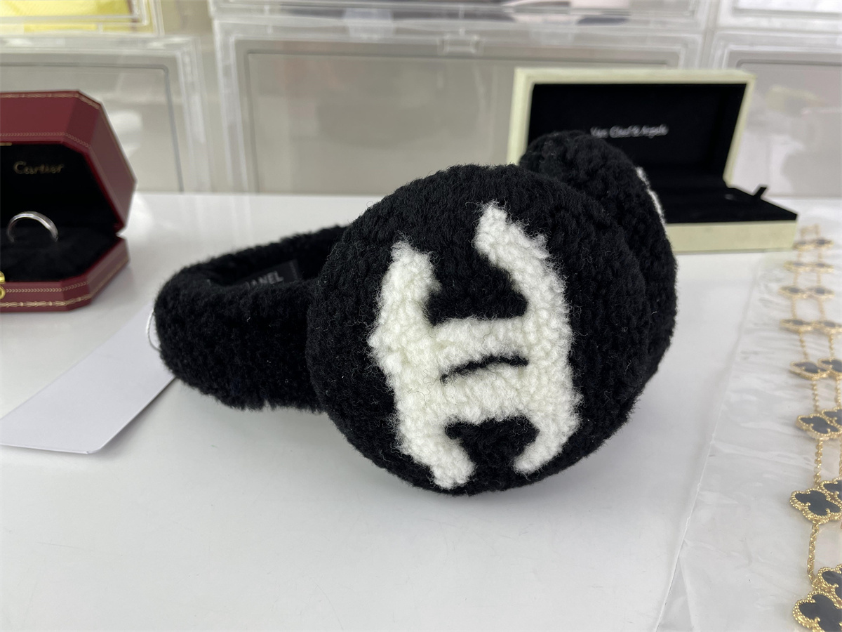 Chanel Black White Lady's Earmuff