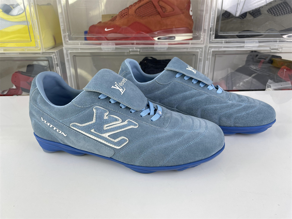 Louis Vuitton Footint Soccer 25ss Blue UNC Color