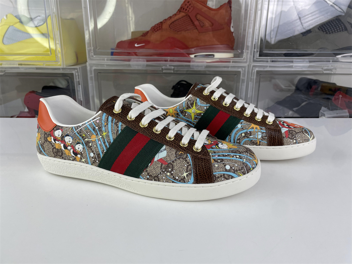 GUCCI Disney Donald Duck shoes