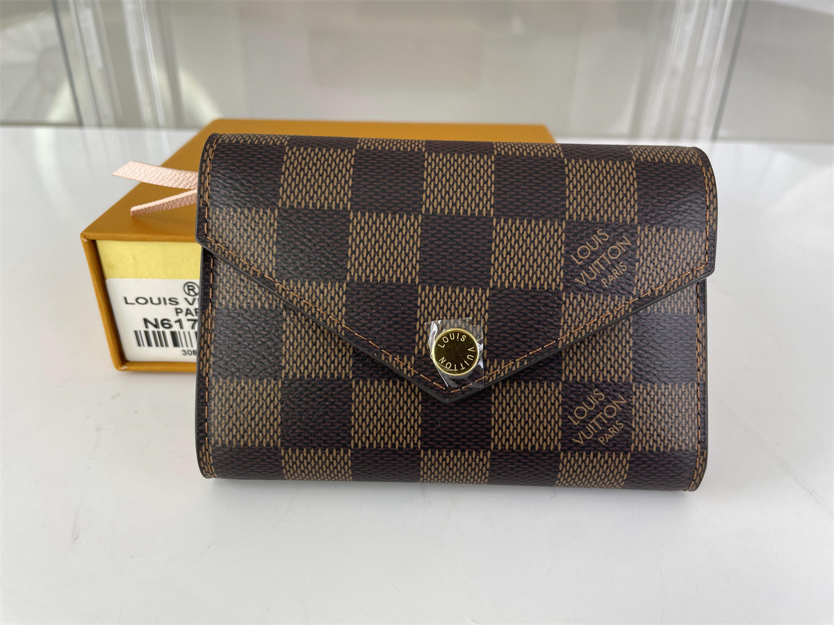 LV Louis Vuitton 3 folding wallet Brown color gold button, (12 x 9.5 x 2.5 cm)