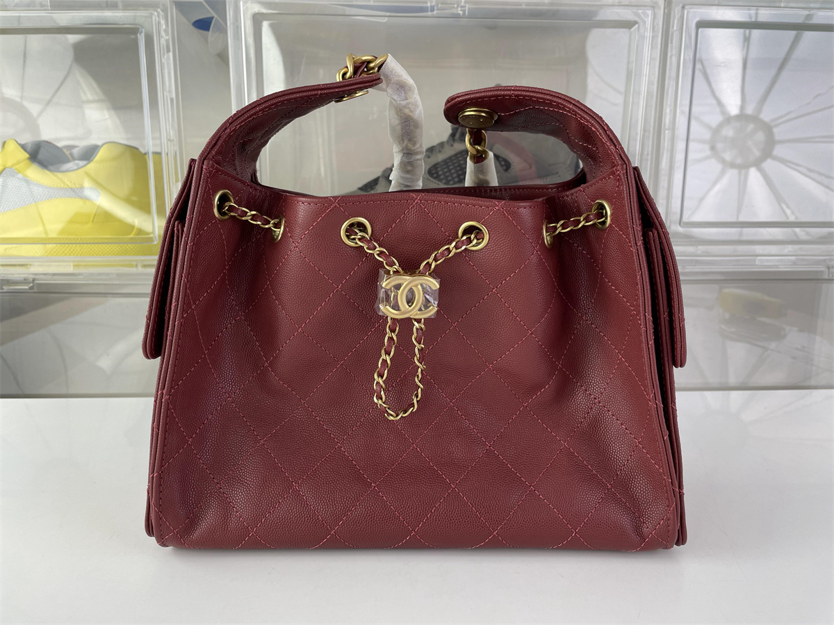 Chanel 25 Wine Red hobo ladies bag,  (30 x 26 x 14 cm)