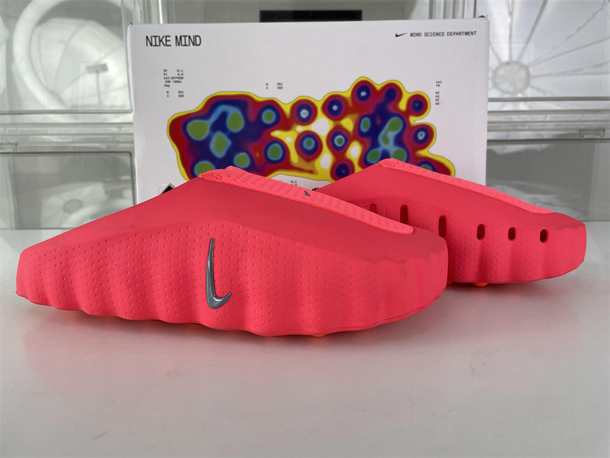 Nike Mind 001 Slipper Red color, (EU36-45)