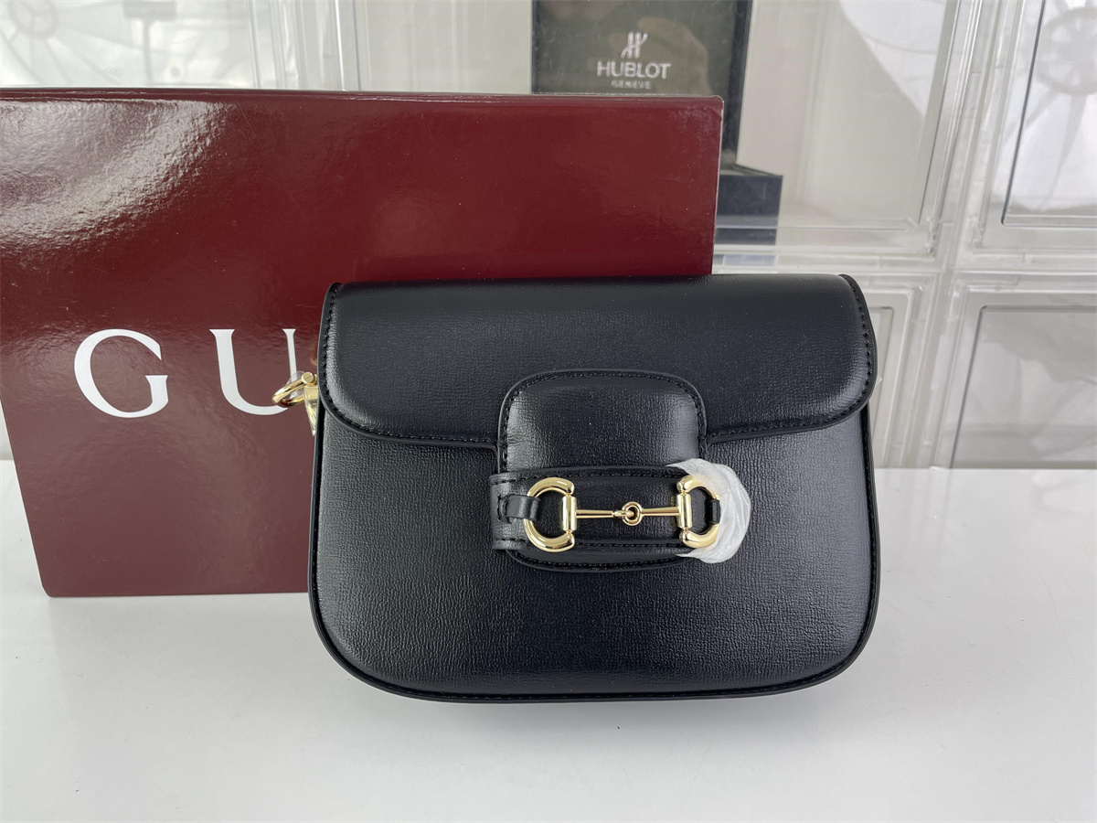 GUCCI black Horsebit mini bag with smooth leather, ( 20.5 x 14 x 5cm)