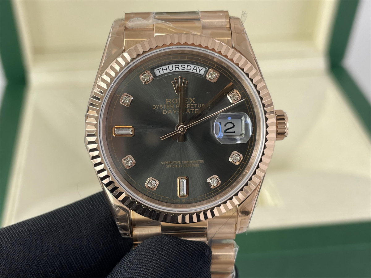 Rolex Day-Date Rose Gold Brown Chocolate dial plate with diamonds (36mm)