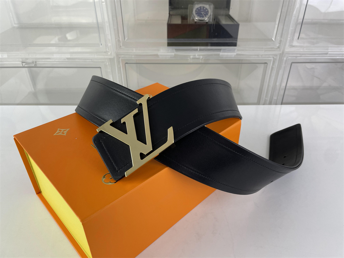 LV Louis Vuitton Wide Black Leather belt, (6cm width, 85-125cm length)