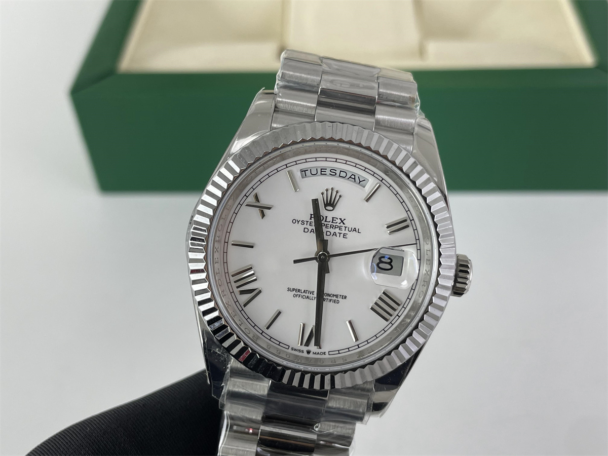 Rolex White Silver Day-Date Male auto-machine watch, 41mm