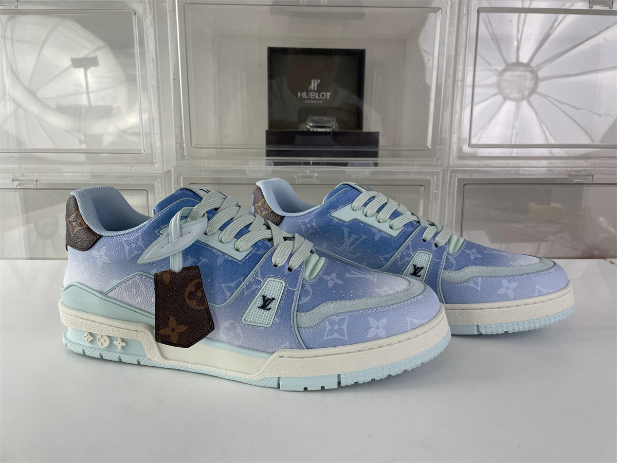 LV Louis Vuitton Light Blue UNC #54 Skate Shoes, (EU36-46)
