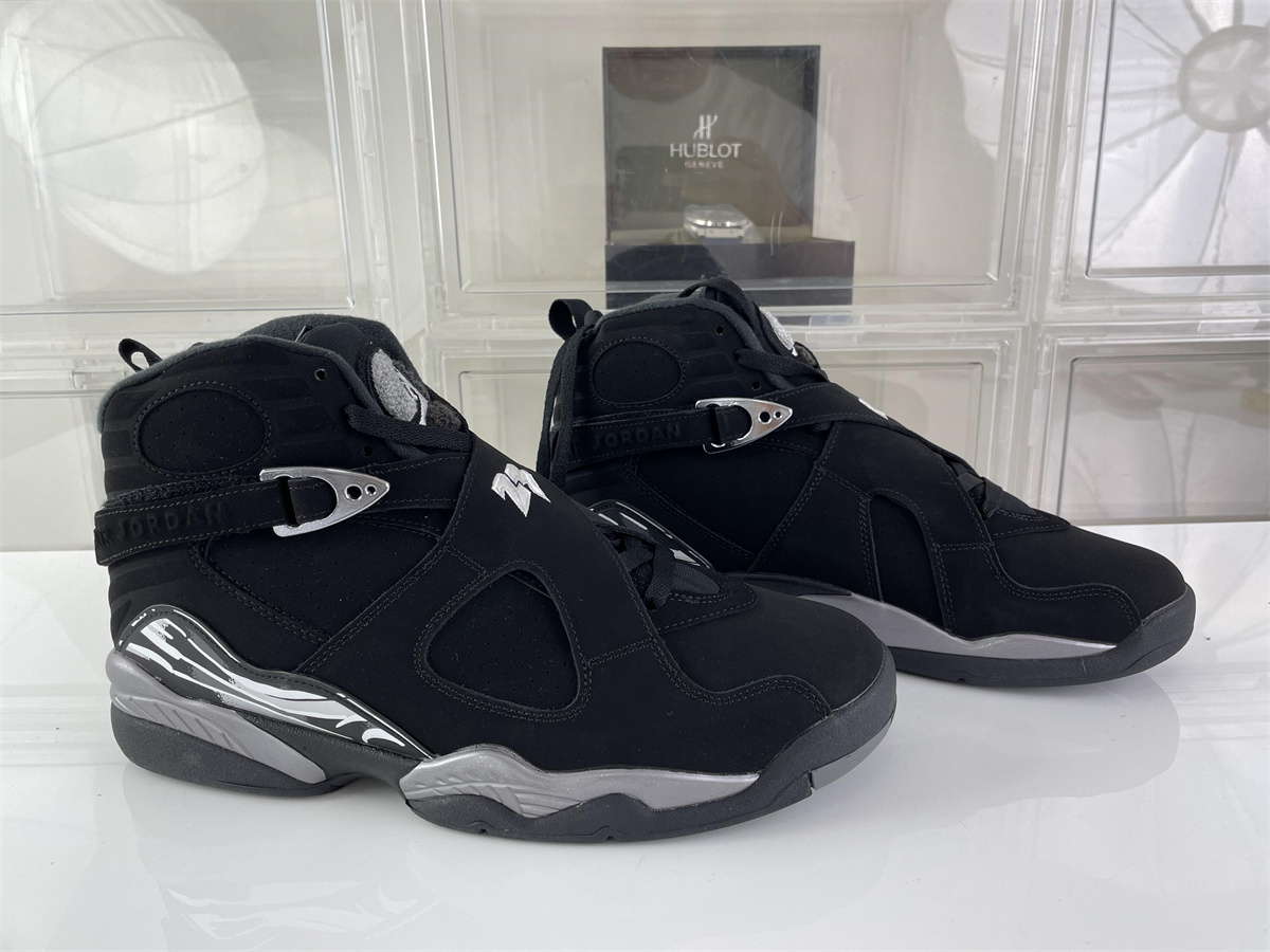 Air Jordan 8 “Chrome” 2026