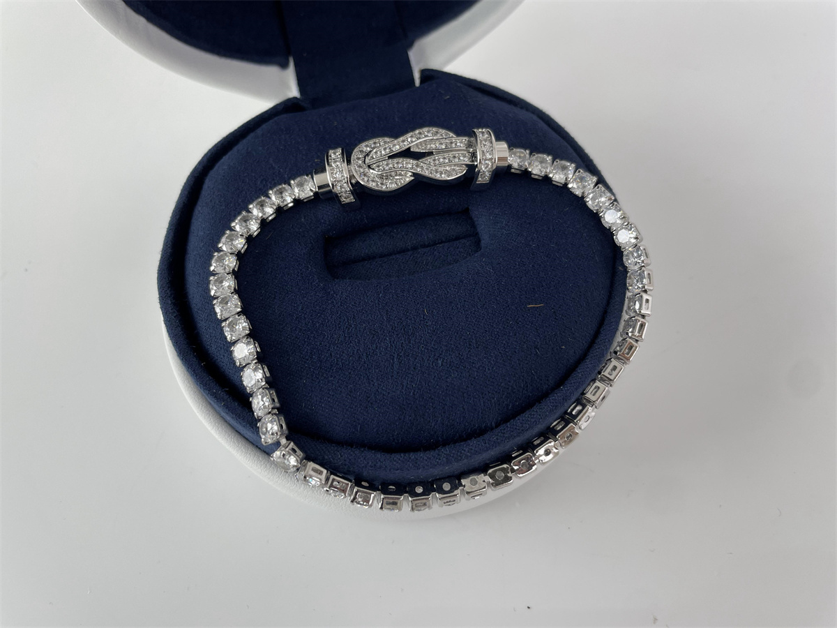 Fred Zircon stone Silver Bracelet, 23cm