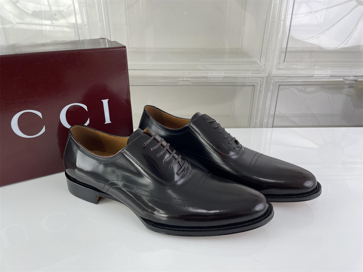 GUCCI male Cowhide Leather Dressing shoes Brown color, (EU38-46)